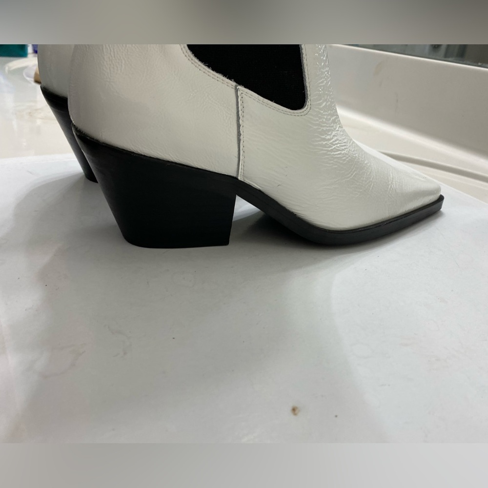 L’ intervalle women’s ankles heeled boots Size 40, US 9 excellent condition - Picture 5 of 9
